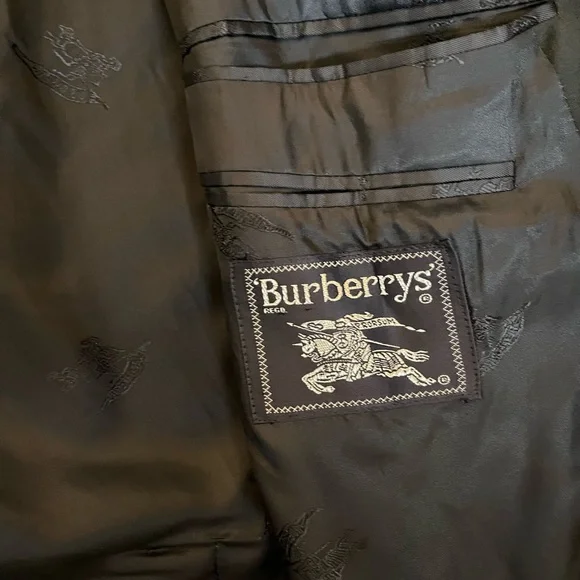 Vintage Double Breasted Burberry Navy Blazer Sport Coat Classic Tailoring - Picture 8 of 10